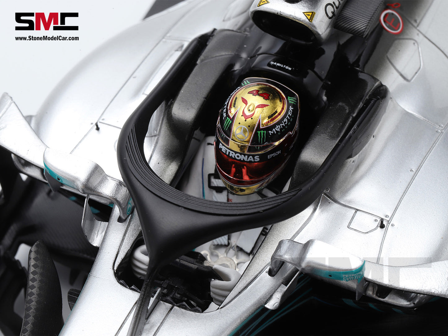 Mercedes F1 W09 #44 Lewis Hamilton Abu Dhabi GP Practice 2018 5x World Champion 1:18 Spark