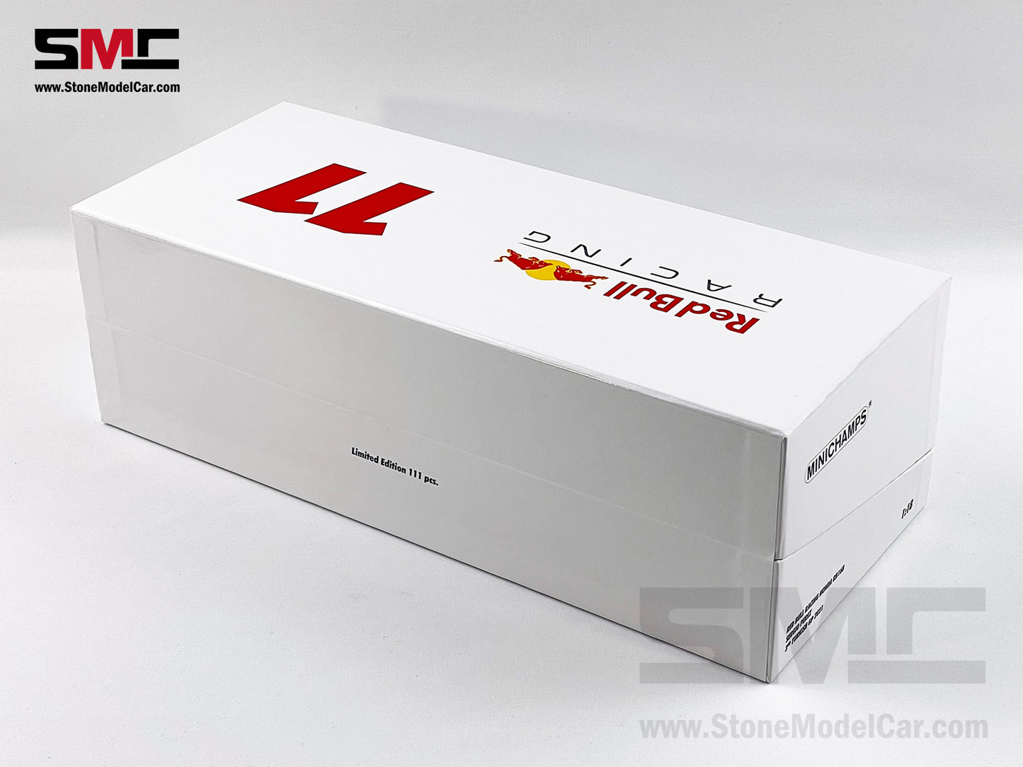 Red Bull F1 RB16B #11 Sergio Perez Turkish 2021 Special Livery 1:18 Minichamps Gift Box