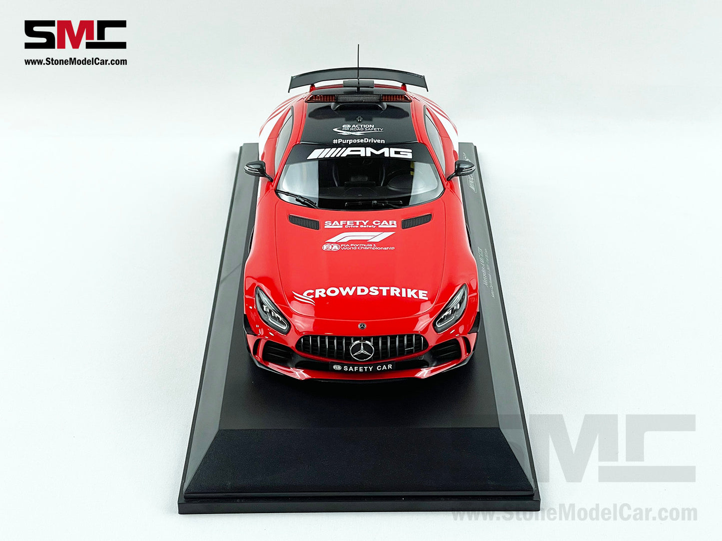 Formula One 1:18 Minichamps Mercedes-Benz AMG GT-R F1 Safety Car 2021 153036097