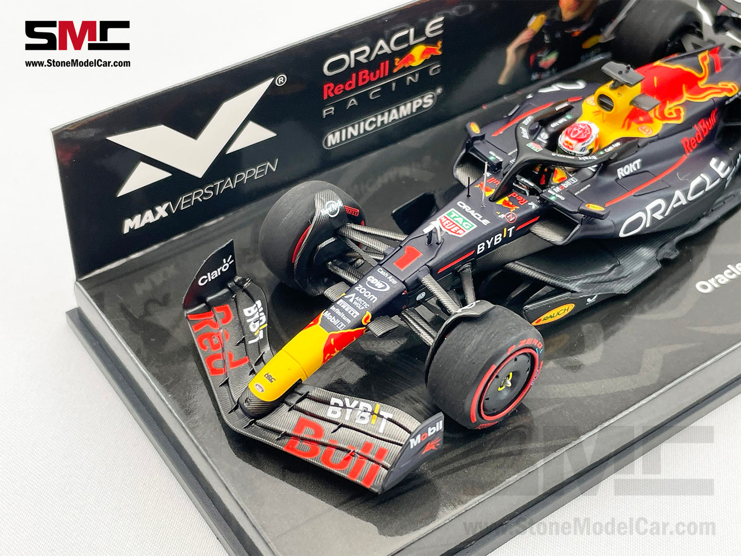 Red Bull F1 RB19 #1 Max Verstappen Australia GP 2023 World Champion 1:43 MINICHAMPS