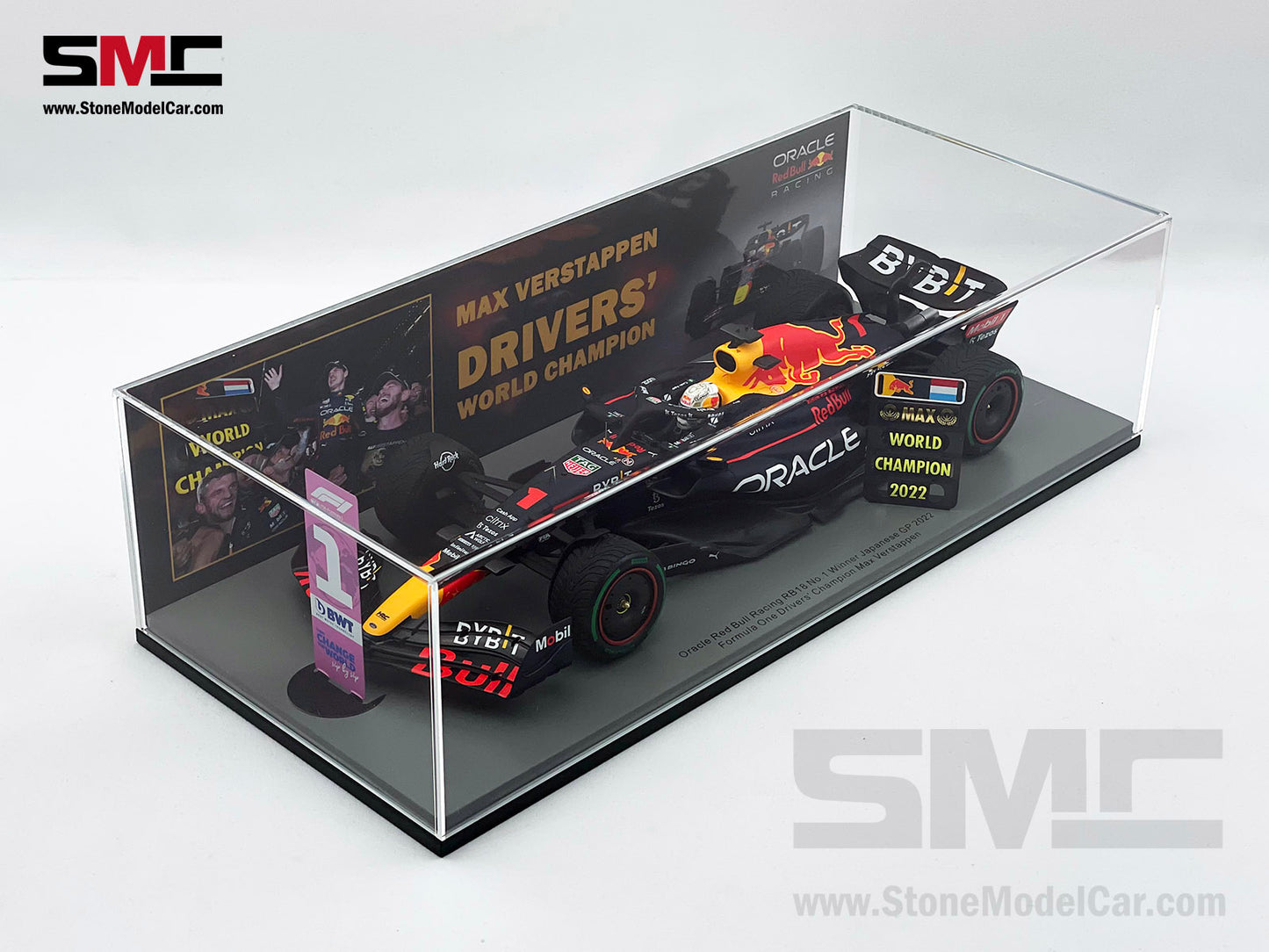 #1 Max Verstappen 2022 World Champion Red Bull F1 RB18 Japan GP 1:18 Spark 18S774