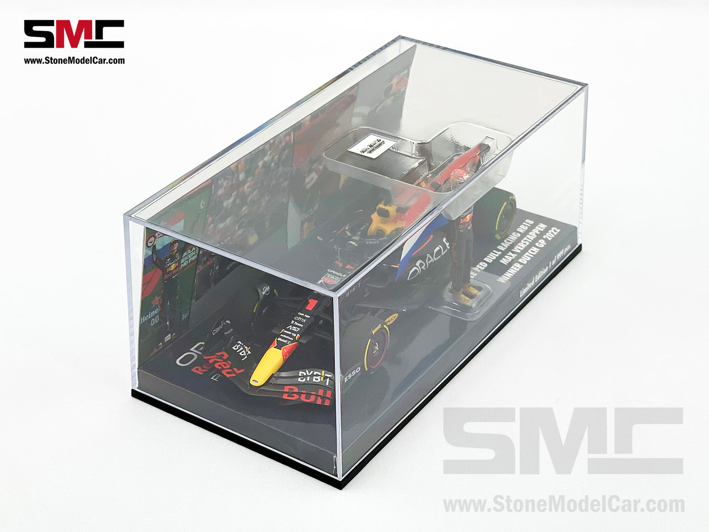 Red Bull F1 RB18 #1 Max Verstappen Dutch GP 2022 World Champion 1:43 MINICHAMPS with Figure