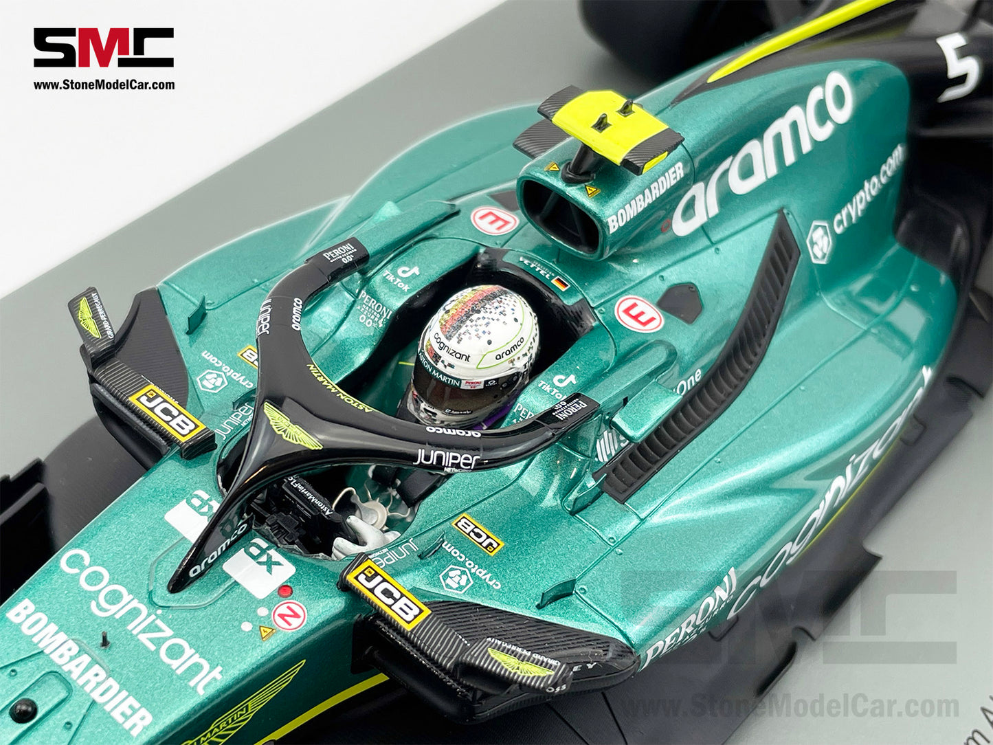 1:18 Spark Aston Martin F1 AMR22 #5 Sebastian Vettel Abu Dhabi GP 2022 Last Race