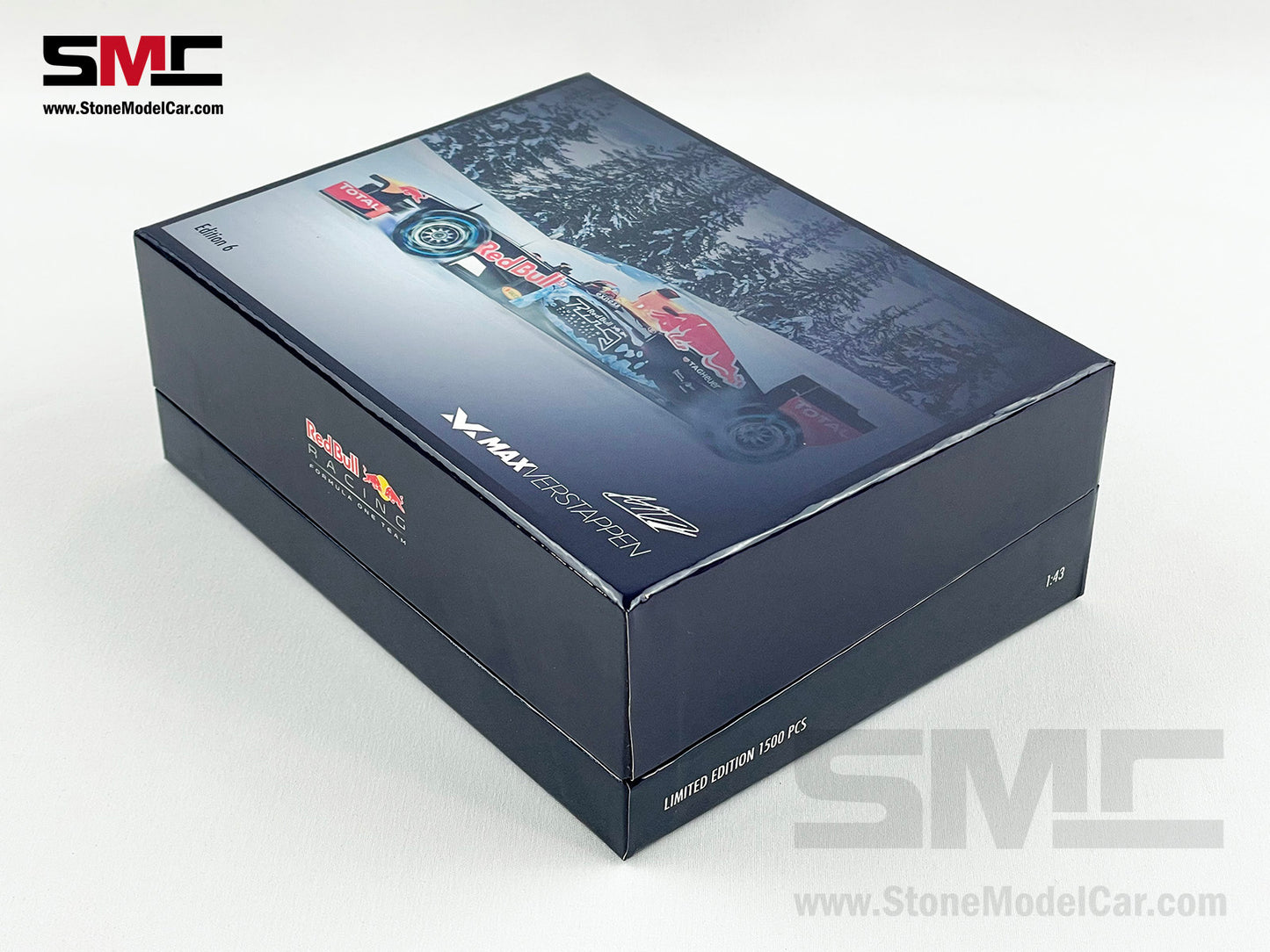 Red Bull F1 RB7 #33 Max Verstappen Sneeuw Snow Demonstratie Run 2016 1:43 MINICHAMPS