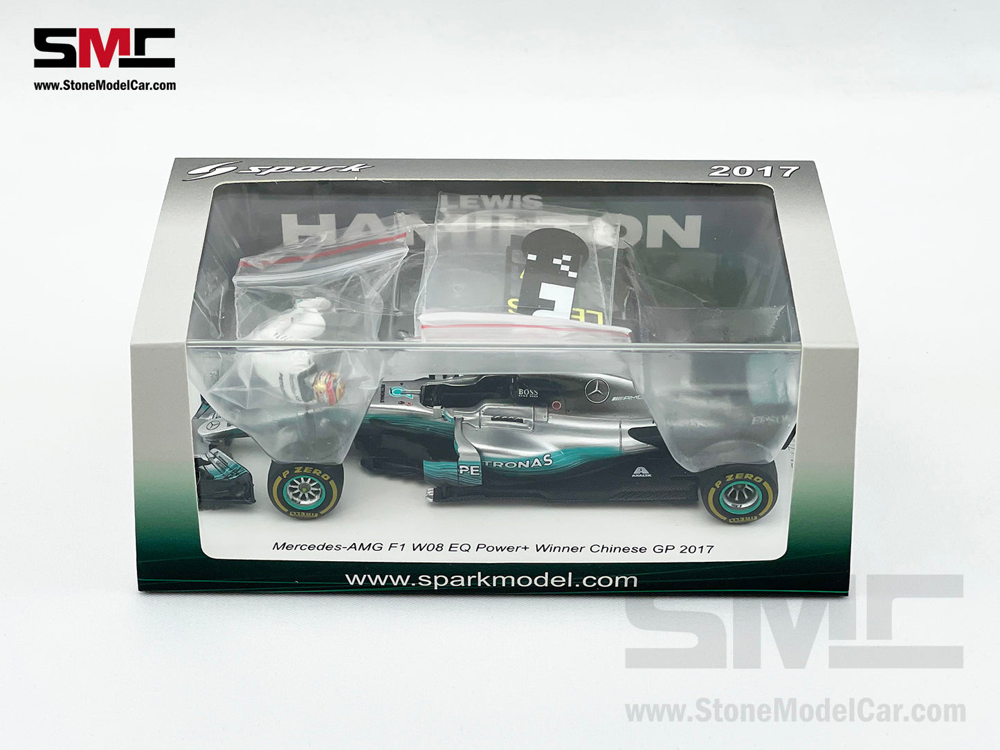 Mercedes F1 W08 #44 Lewis Hamilton Chinese GP 2017 4x World Champion 1:43 Spark with Figure