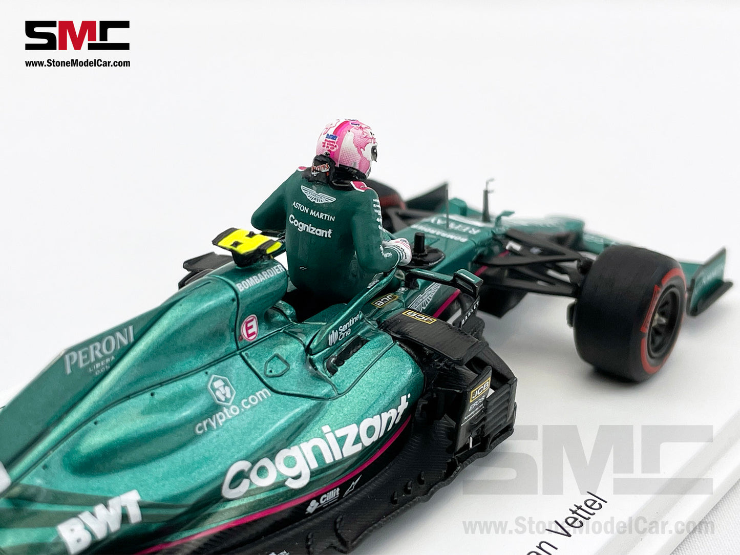 Aston Martin F1 AMR21 #5 Sebastian Vettel 2nd Azerbaijan GP 2021 1:43 Spark Figure Edition