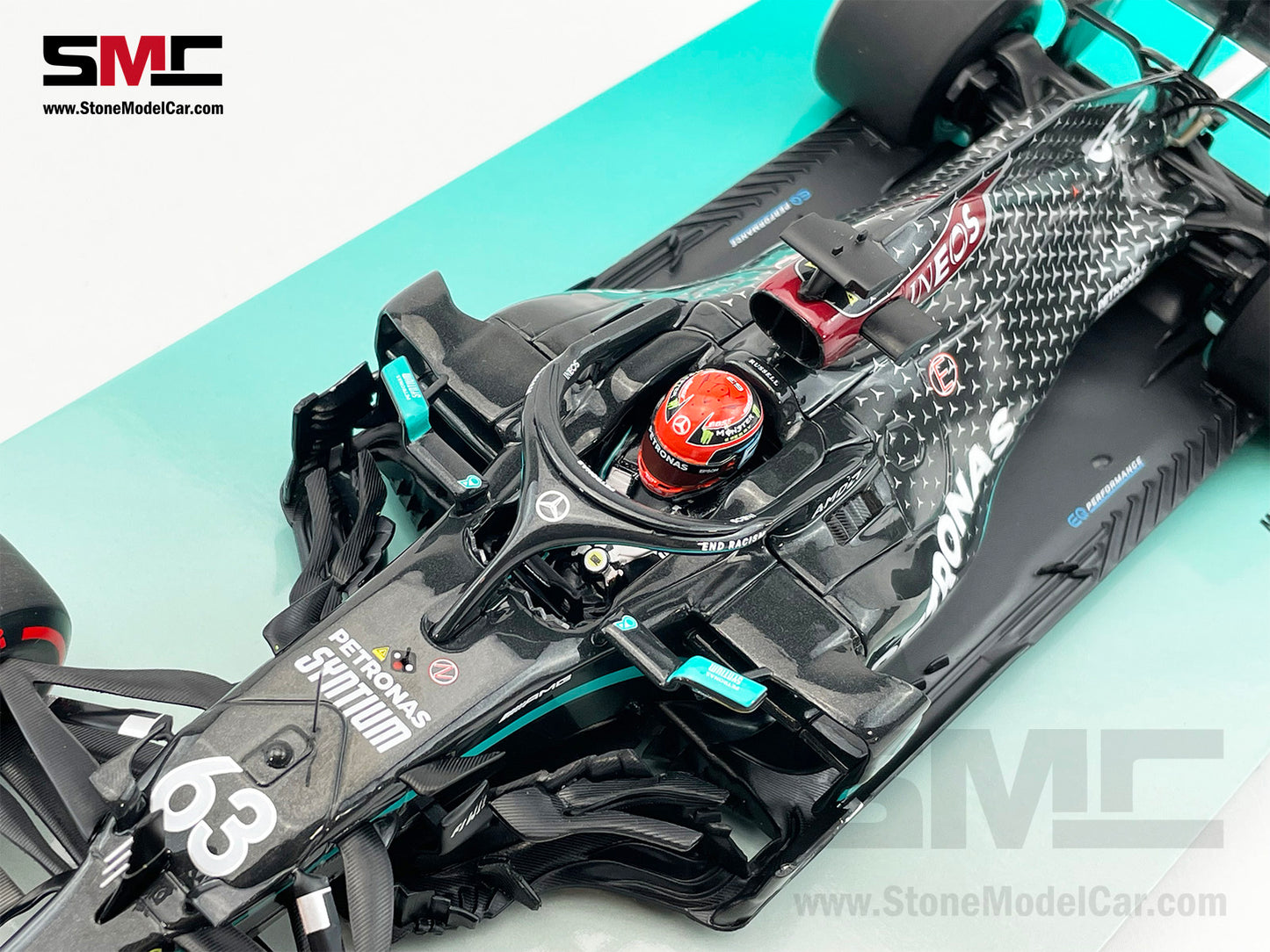 Mercedes F1 W11 #63 George Russell Sakhir GP 2020 1st F1 Point 1:18 MINICHAMPS Gift Box