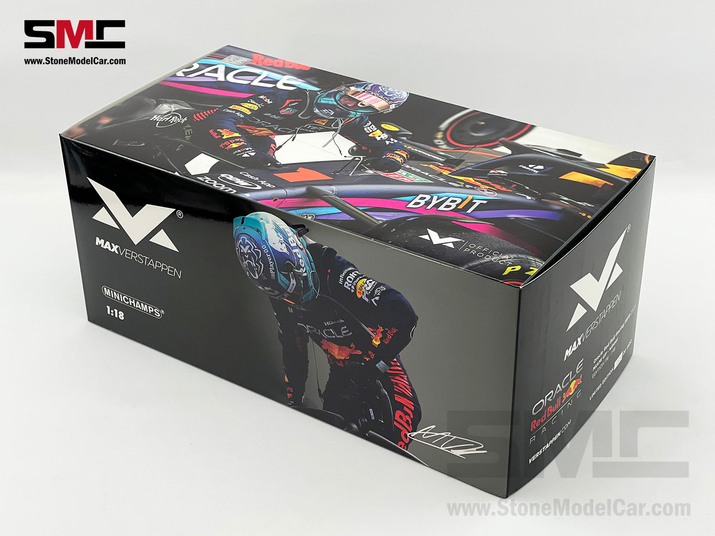 Red Bull F1 RB19 #1 Max Verstappen Winner US Miami GP 2023 World Champion 1:18 MINICHAMPS
