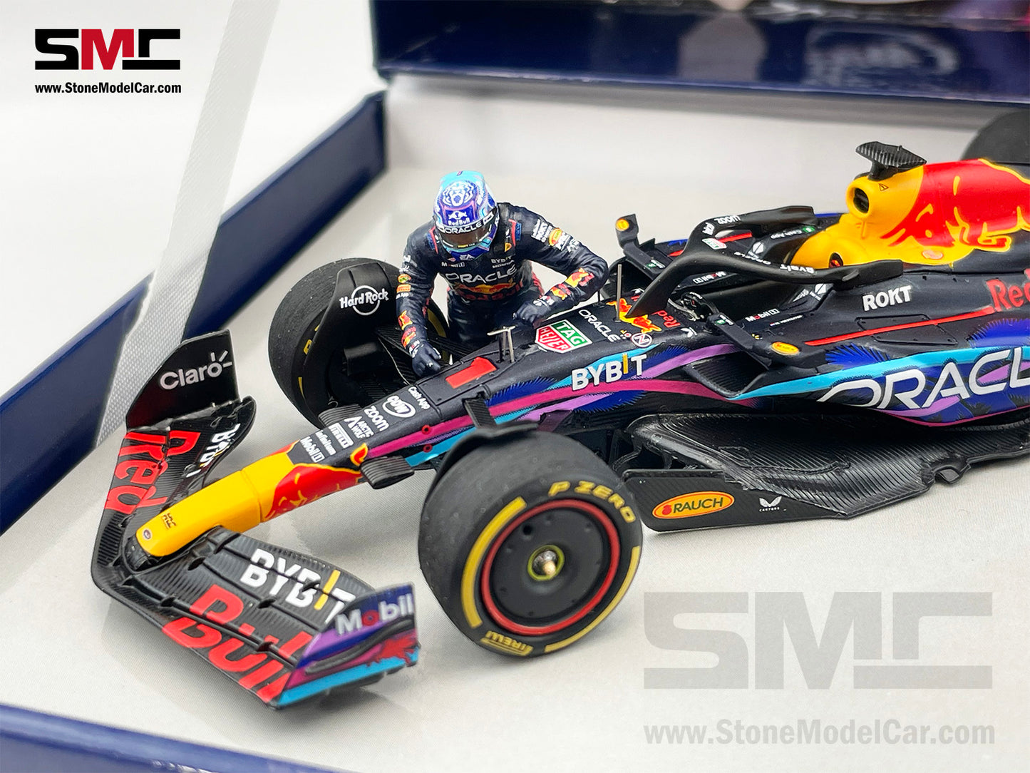 Red Bull F1 RB19 #1 Max Verstappen Winner US Miami GP 2023 World Champion Spark 1:43 Figure