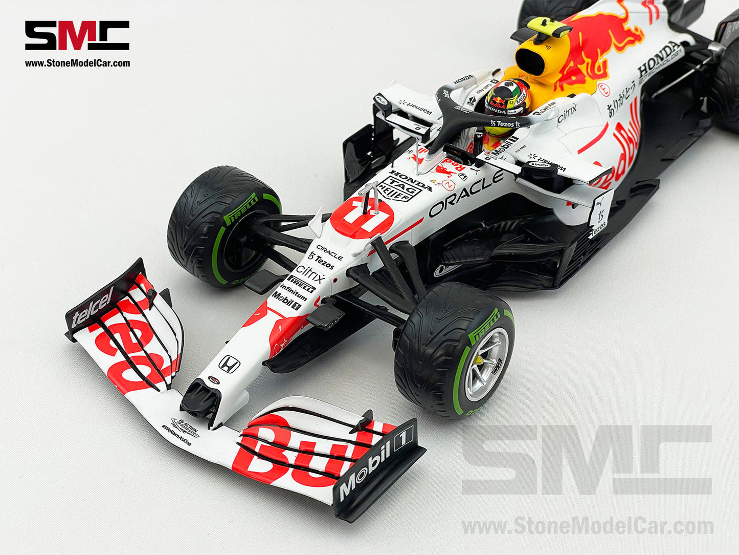 Red Bull F1 RB16B #11 Sergio Perez Turkish 2021 Special Livery 1:18 Minichamps 110211611