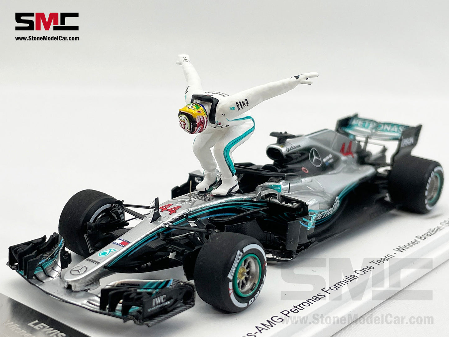 Mercedes AMG F1 W09 #44 Lewis Hamilton Brazil GP 2018 World Champion 1:43 Spark Figure Edition