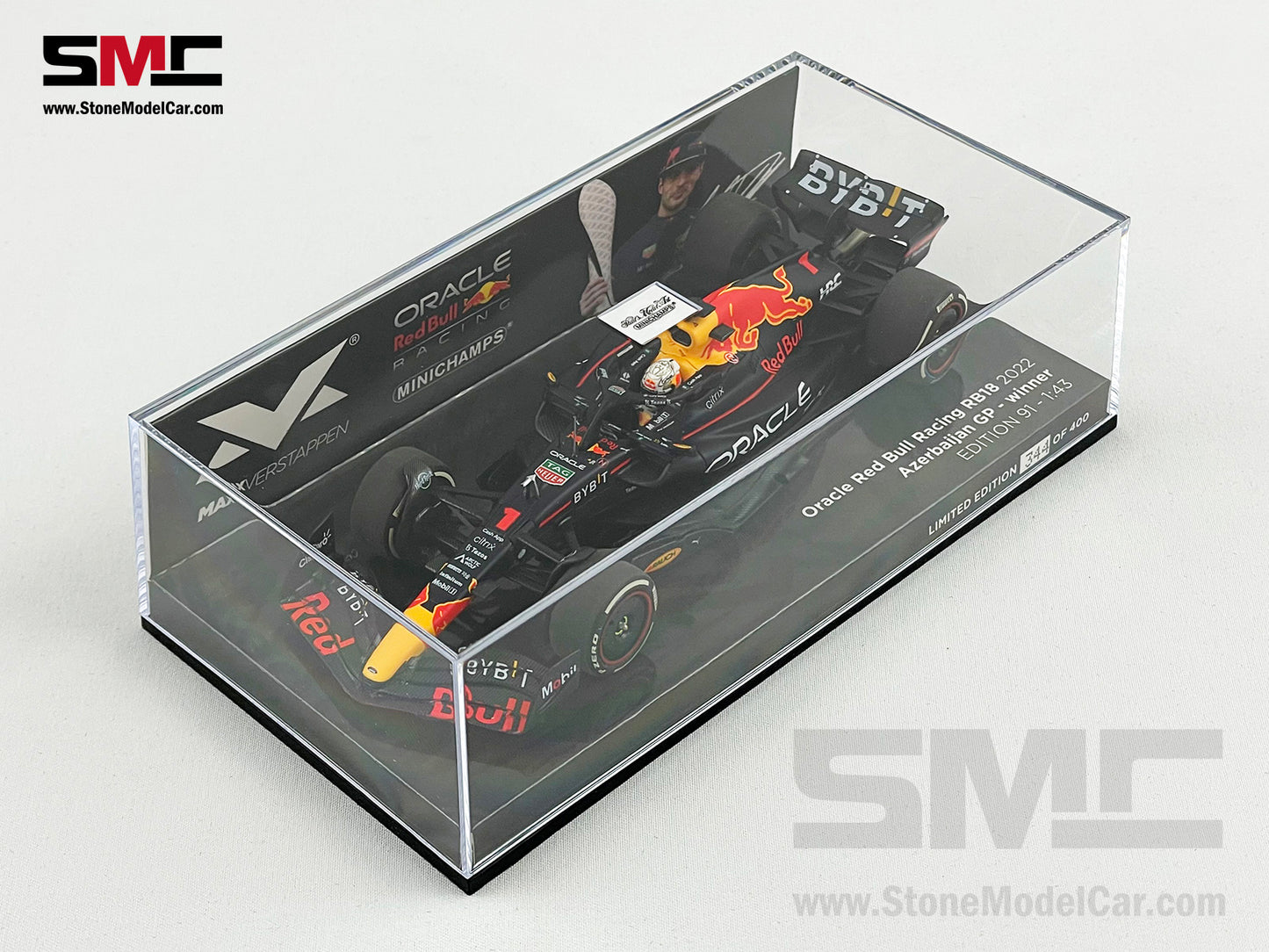 Red Bull F1 RB18 1 Max Verstappen Azerbaijan 2022 World Champion 1:43 MINICHAMPS