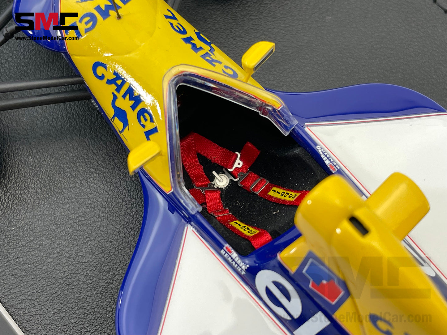 Williams F1 FW14B #5 Nigel Mansell 1992 World Champion 1:18 GP Replicas with CAMEL Decal