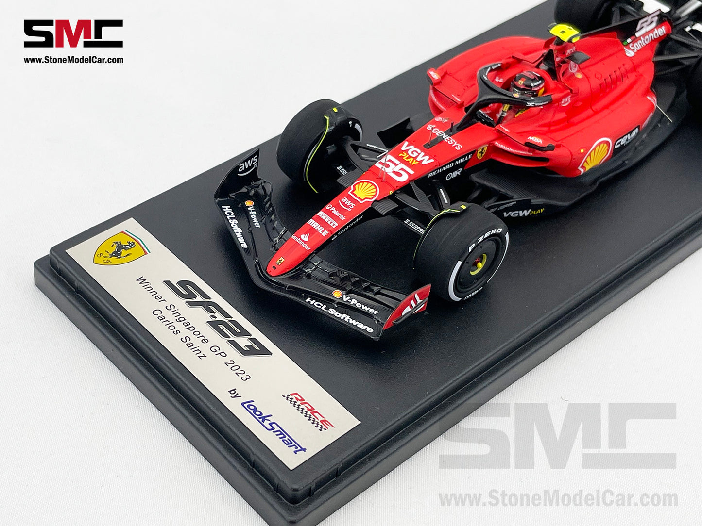 Ferrari F1 SF-23 #55 Carlos Sainz Singapore GP Winner 2023 LookSmart 1:43 LSF1054