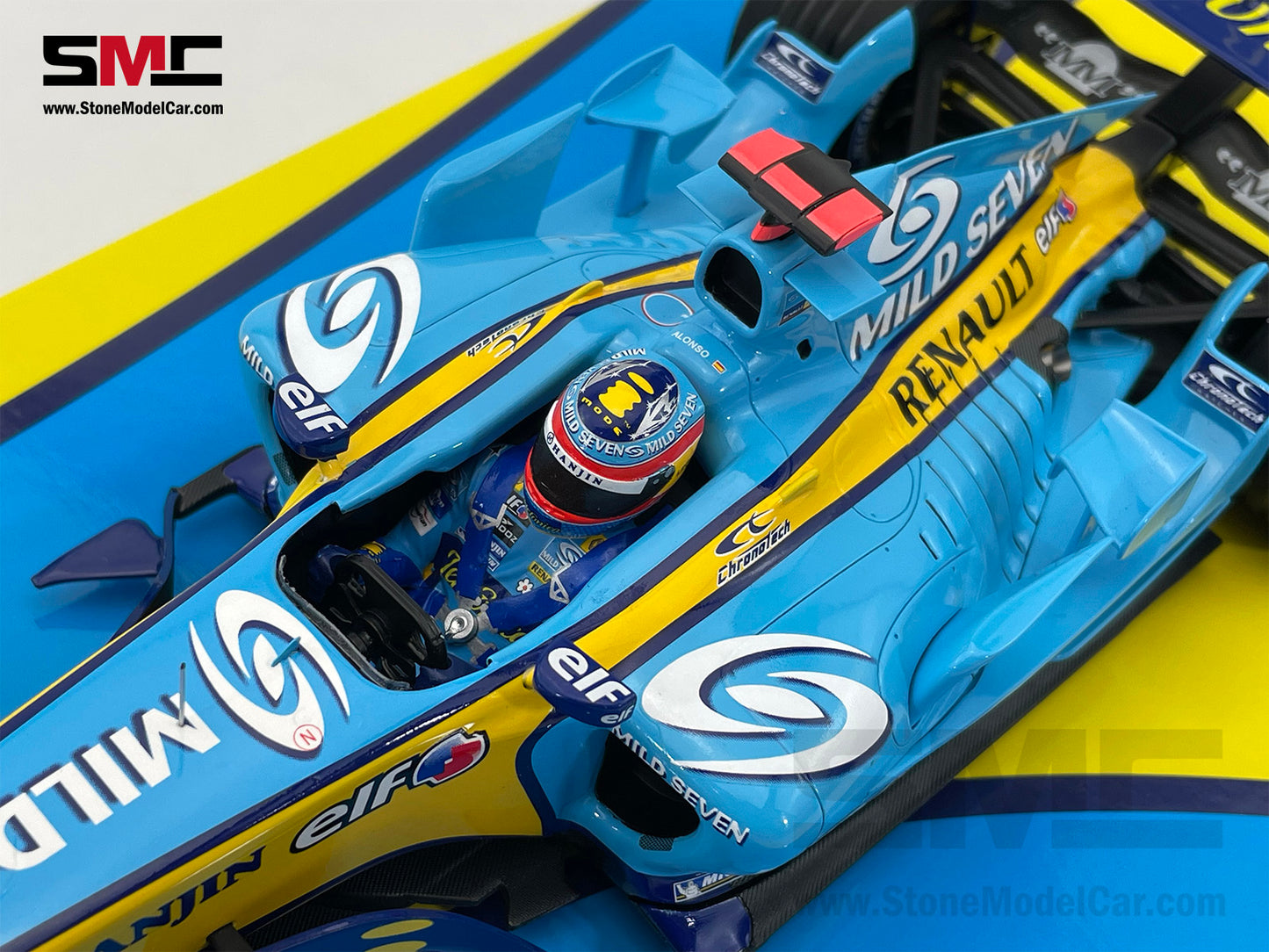 Renault F1 R25 #5 Fernando Alonso Brazil GP 2005 World Champion 1:18 MINICHAMPS Resin Edition Gift Box