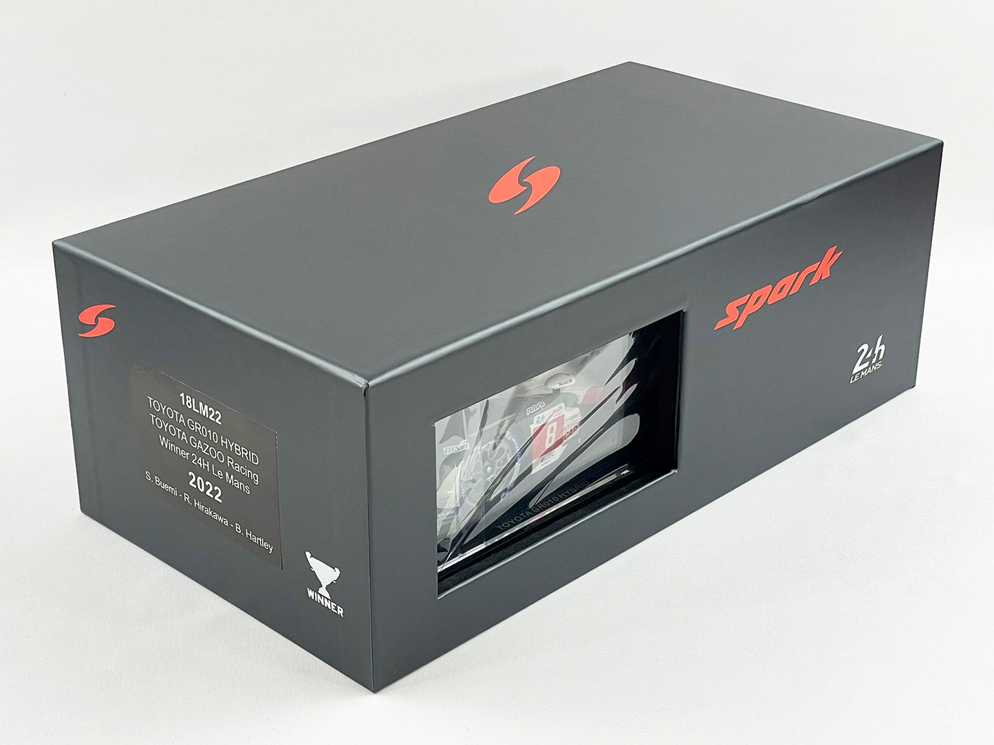 24h Le Mans 2022 Winner Toyota Gazoo Racing #8 GR010 Hybrid 1:18 Spark 18LM22