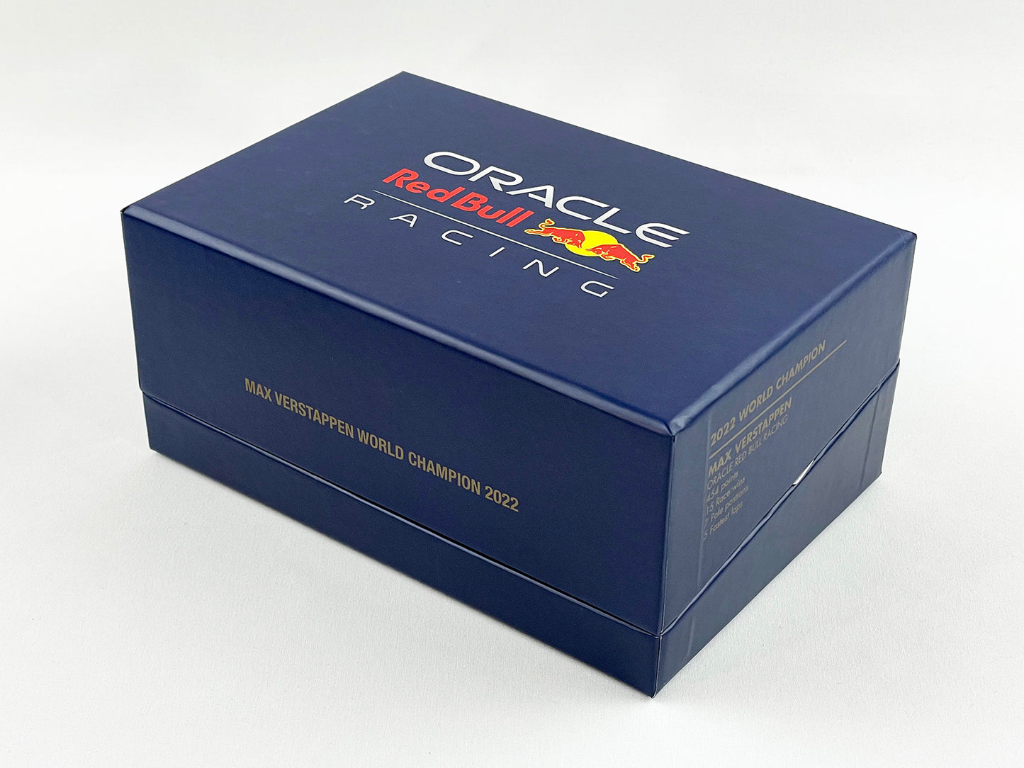 2022 F1 World Champion #1 Max Verstappen Red Bull RB18 Japan GP 1:43 Spark with Figure