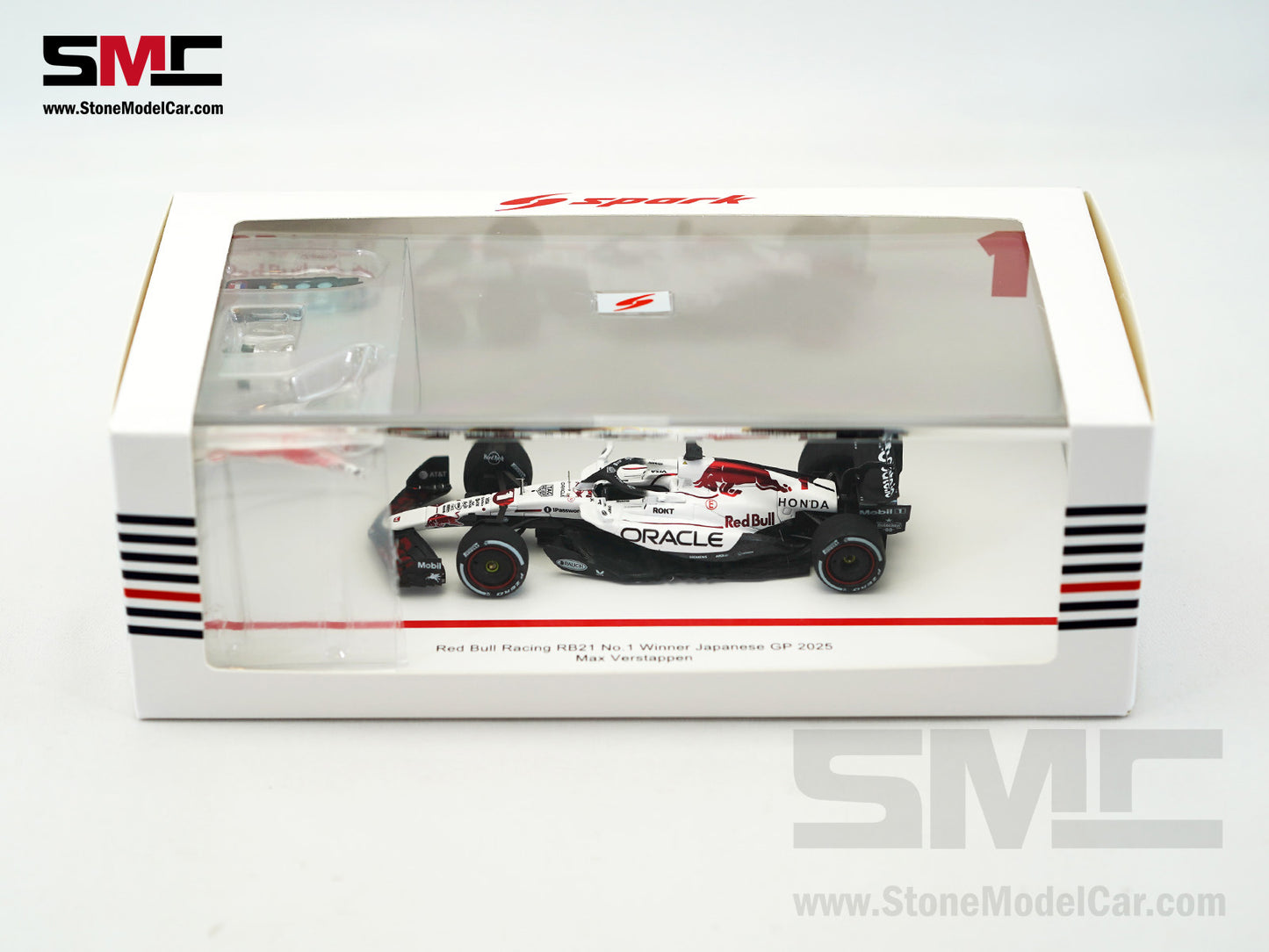 Red Bull F1 RB21 #1 Max Verstappen Japanese GP Winner 2025 1:43 Spark Figure Special