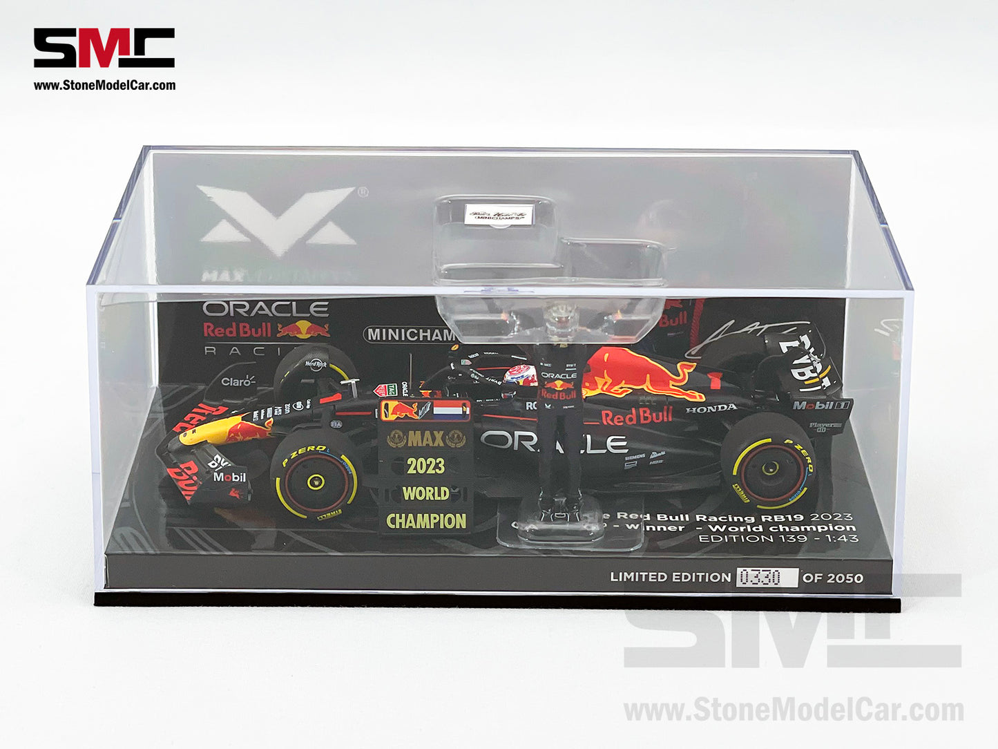 Red Bull F1 RB19 #1 Max Verstappen Winner Qatar GP 2023 World Champion MINICHAMPS 1:43 Figure Special