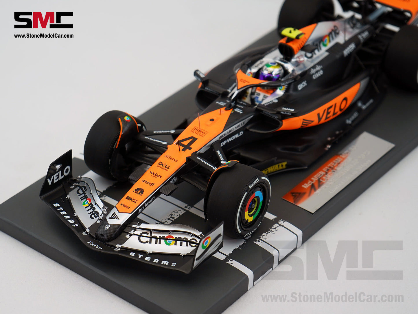 McLaren F1 MCL60 #4 Lando Norris 2nd British GP 2023 Special Livery 1:18 MINICHAMPS