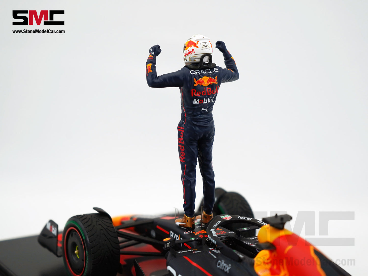 2022 World Champion #1 Max Verstappen Red Bull F1 RB18 Winner Japan GP Spark 1:18 Figure Special