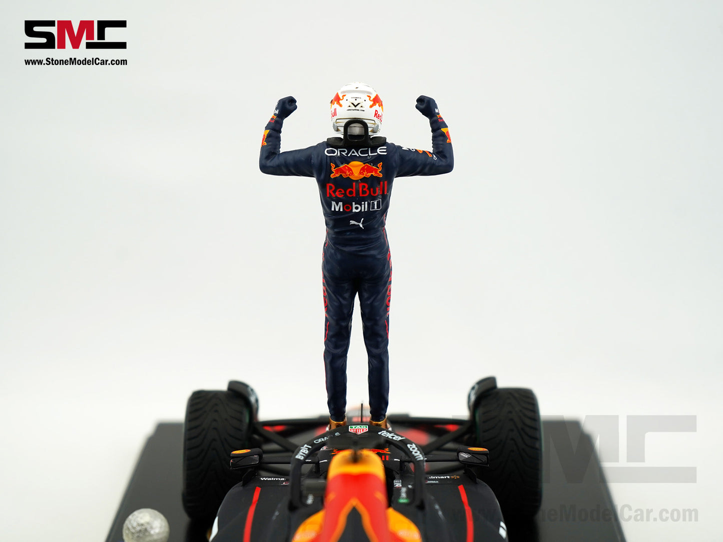 2022 World Champion #1 Max Verstappen Red Bull F1 RB18 Winner Japan GP Spark 1:18 Figure Special