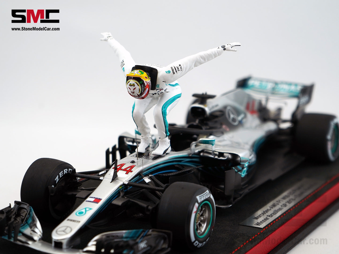 Mercedes AMG F1 W09 #44 Lewis Hamilton Brazil GP 2018 World Champion 1:18 Spark Figure Edition