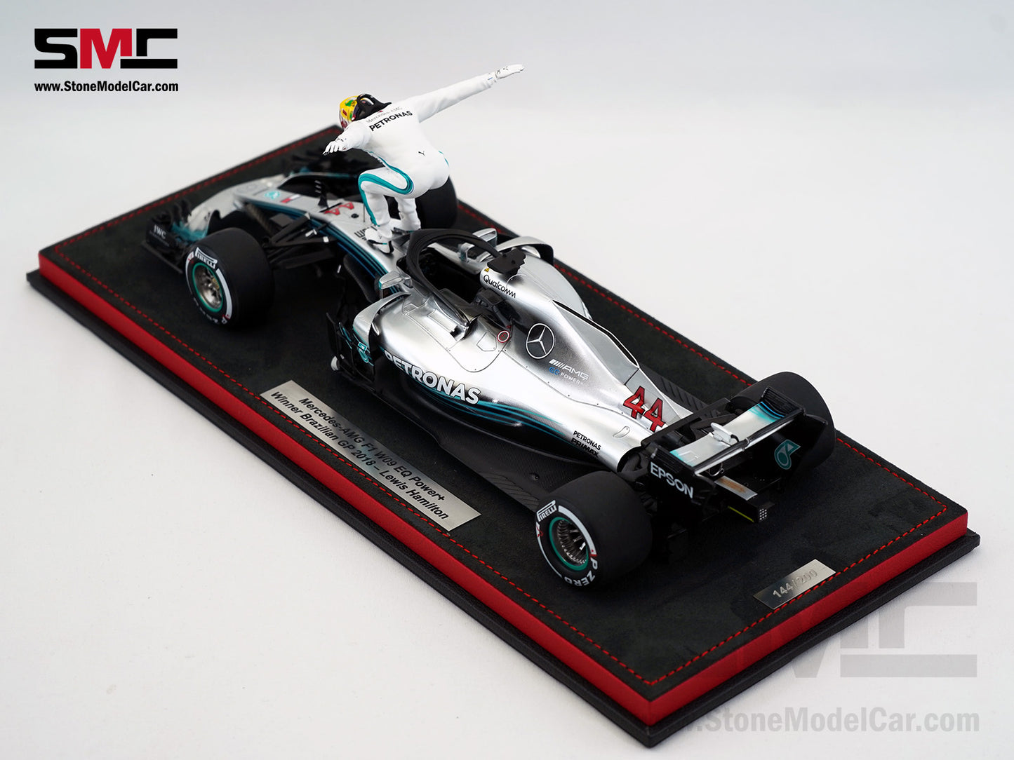 Mercedes AMG F1 W09 #44 Lewis Hamilton Brazil GP 2018 World Champion 1:18 Spark Figure Edition