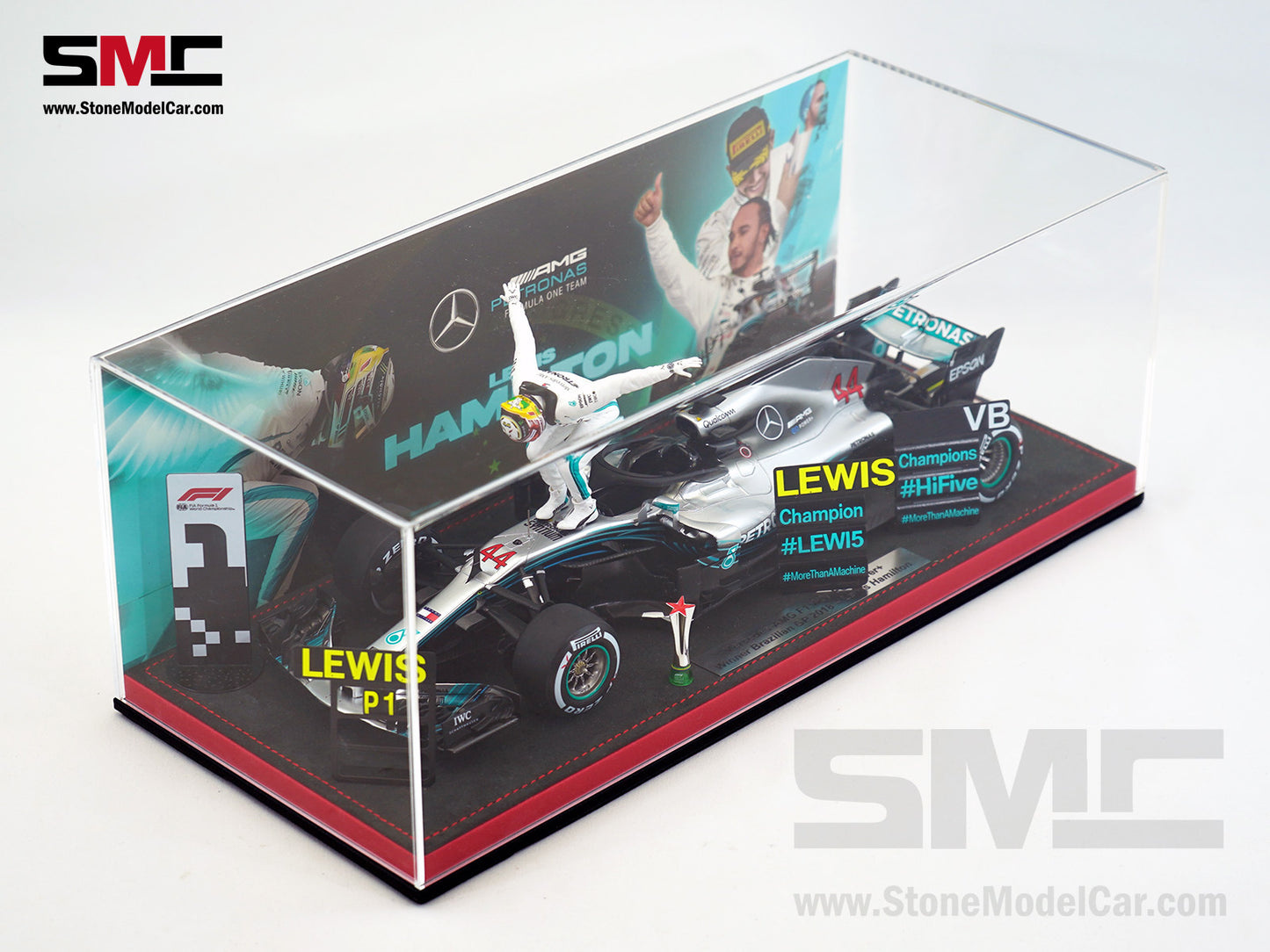 Mercedes AMG F1 W09 #44 Lewis Hamilton Brazil GP 2018 World Champion 1:18 Spark Figure Edition