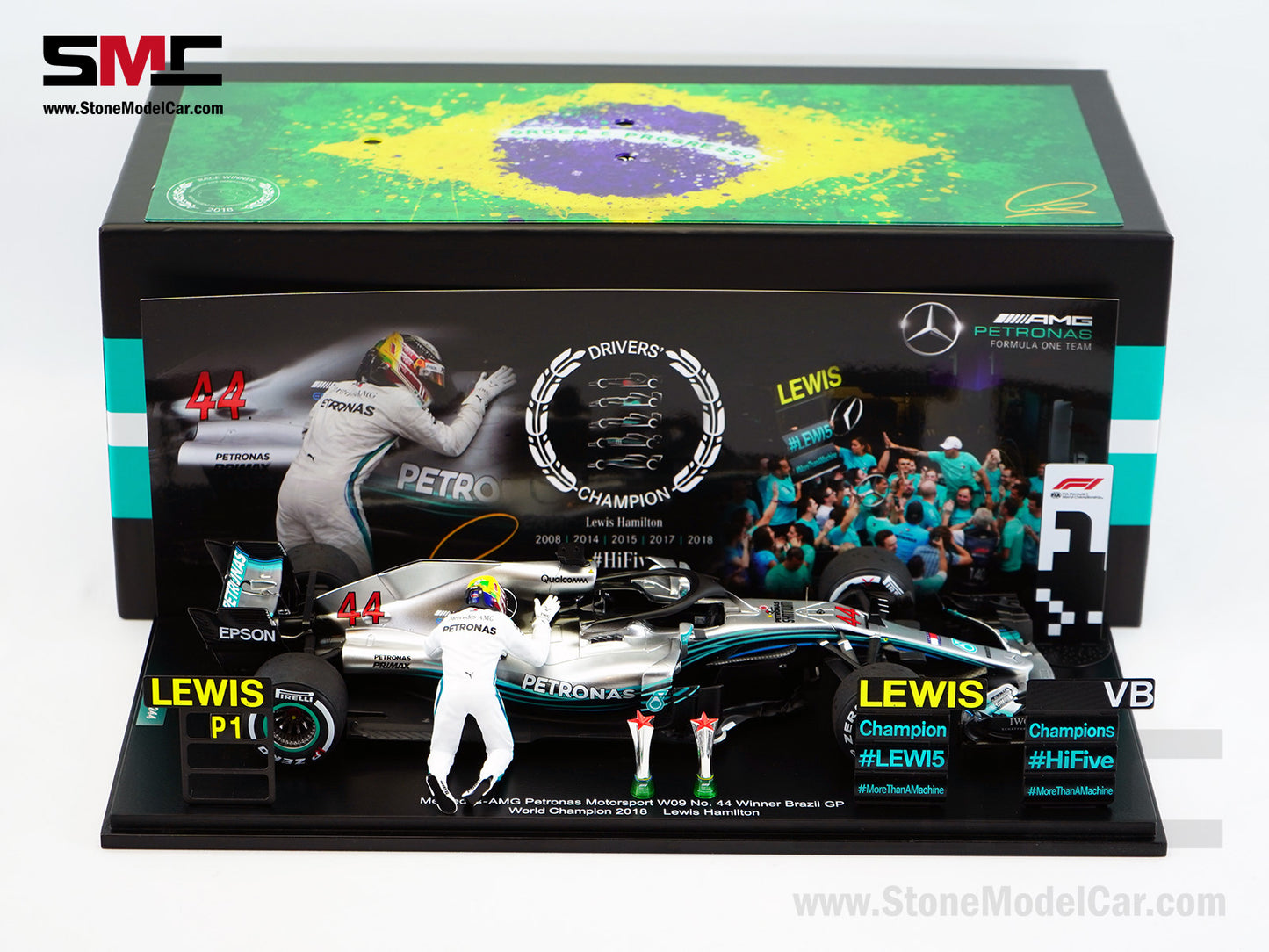 Mercedes AMG F1 W09 #44 Lewis Hamilton Brazil GP 2018 World Champion Spark 1:18 Figure Edition