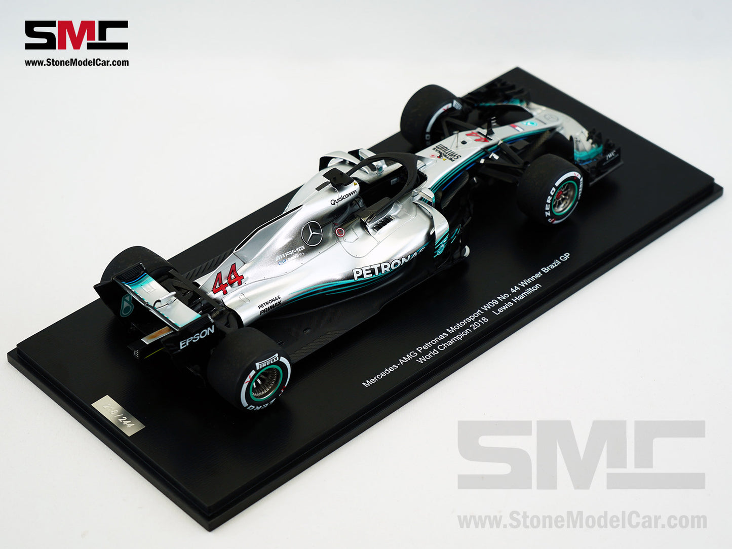Mercedes AMG F1 W09 #44 Lewis Hamilton Brazil GP 2018 World Champion Spark 1:18 Figure Edition