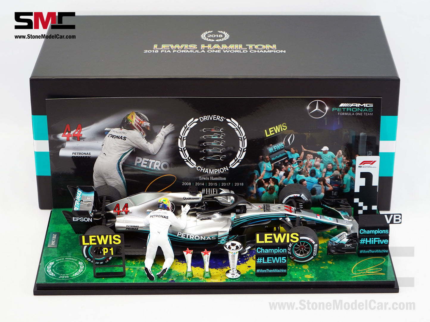 Mercedes AMG F1 W09 #44 Lewis Hamilton Brazil GP 2018 World Champion Spark 1:18 Figure Edition