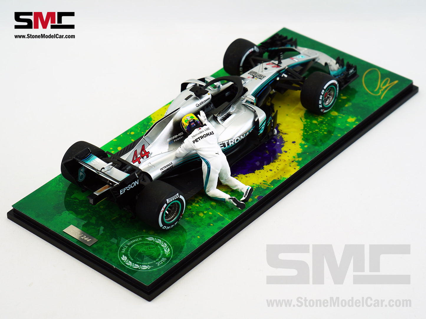 Mercedes AMG F1 W09 #44 Lewis Hamilton Brazil GP 2018 World Champion Spark 1:18 Figure Edition