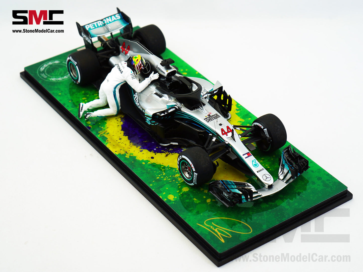 Mercedes AMG F1 W09 #44 Lewis Hamilton Brazil GP 2018 World Champion Spark 1:18 Figure Edition