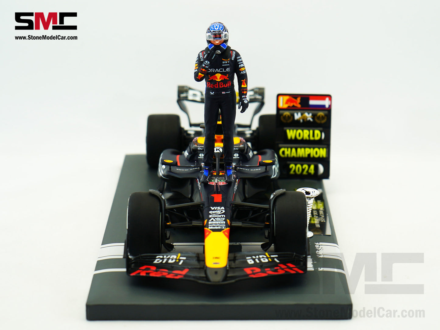 Red Bull F1 RB20 #1 Max Verstappen Las Vegas GP 2024 World Champion MINICHAMPS 1:18 Figure Special Edition