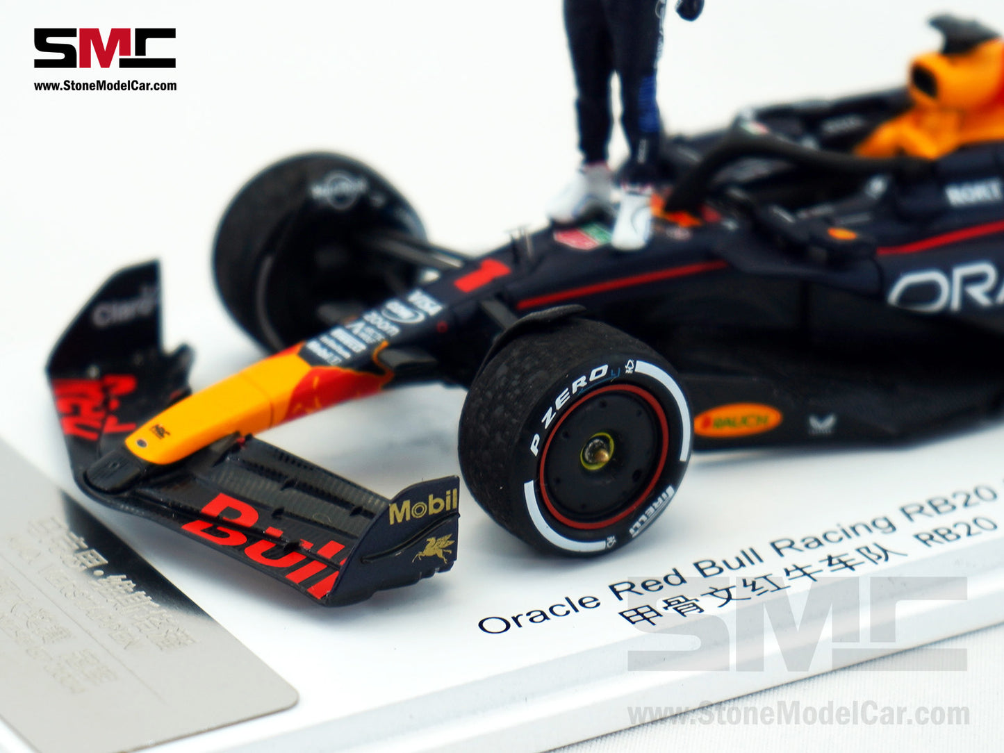 Red Bull F1 RB20 #1 Max Verstappen Chinese GP Winner 2024 World Champion 1:43 Spark Special