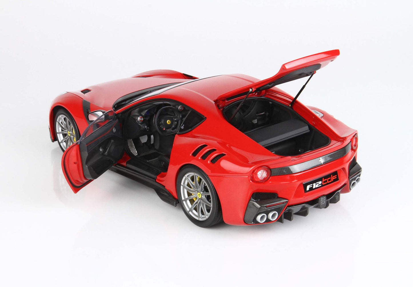 BBR High End Ferrari 1:18 F12 TDF Rosso Corsa 322 Red Diecast Full Open