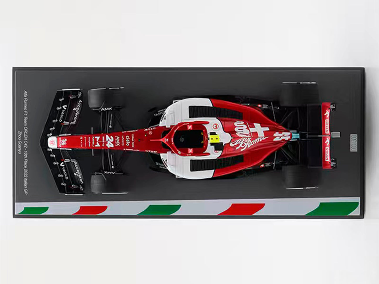 2022 Alfa Romeo Sauber F1 C42 #24 Zhou Guanyu Italy GP 10th 1:18 Spark with Figure