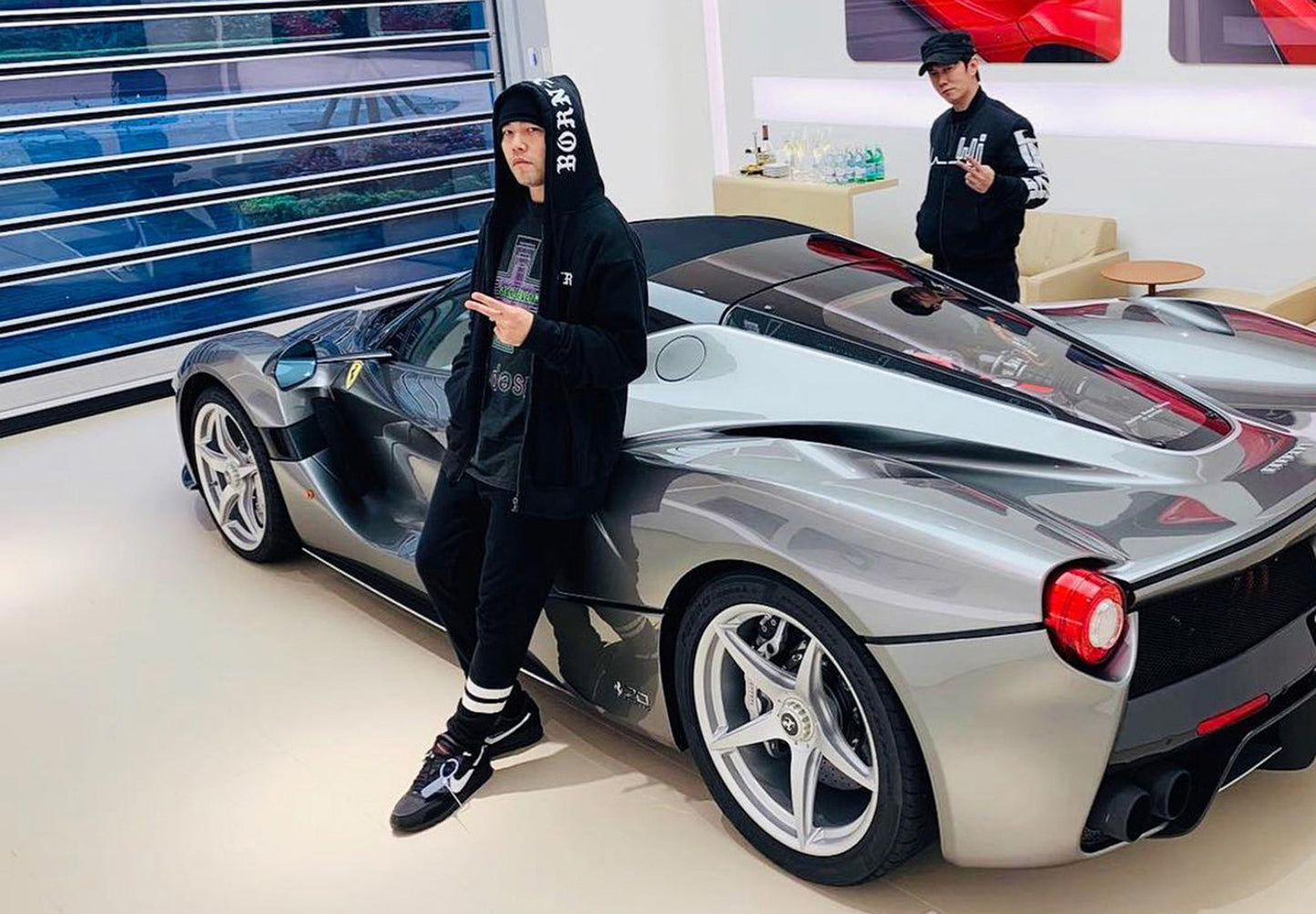 BBR High End Ferrari 1:18 LaFerrari APERTA King of Mandopop Jay Chou Gray Iron Color Full Open