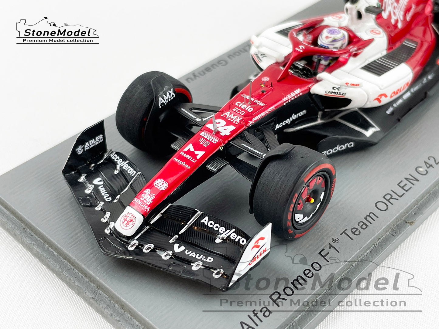 2022 Alfa Romeo Sauber F1 C42 #24 Zhou Guanyu Bahrain GP 10th 1st Point 1:43 Spark