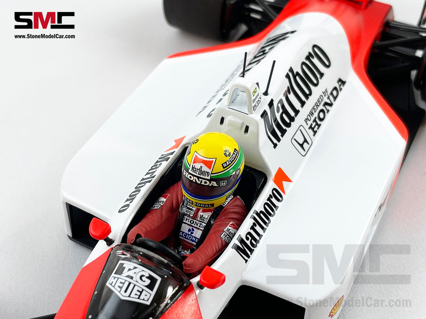 Mclaren F1 MP4/4 Ayrton Senna Japan 1988 World Champion 1:18 MINICHAMPS with Decal