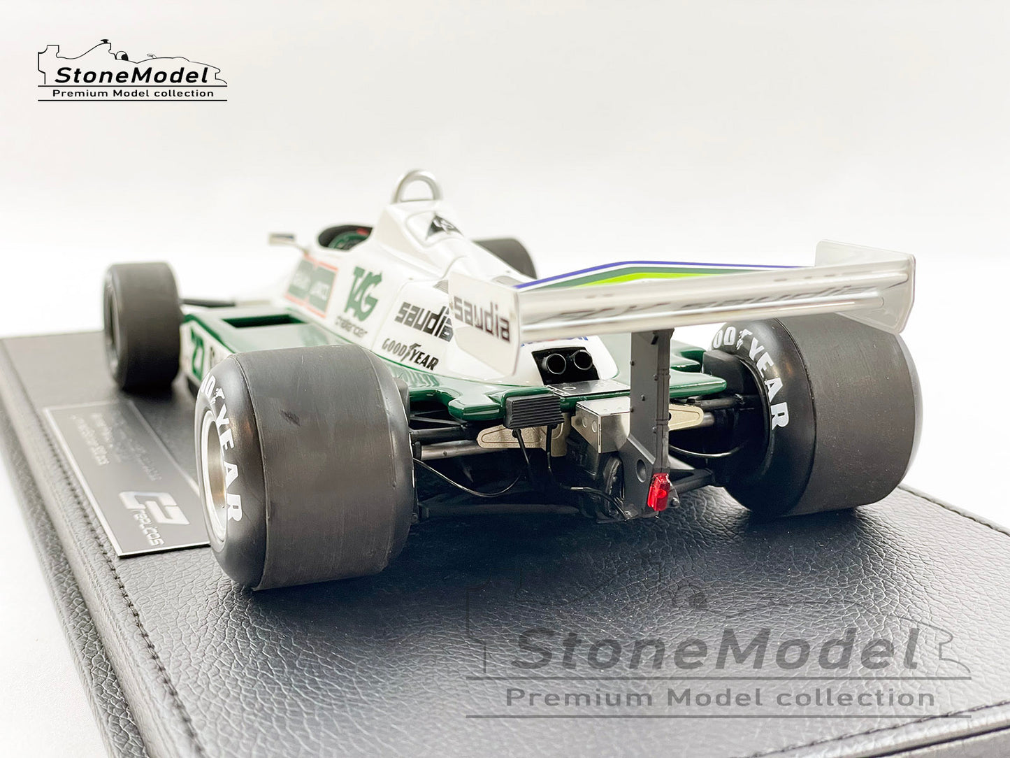 Williams F1 FW07B 27 Alan Jones French GP 1980 World Champion 1:18 GP Replicas
