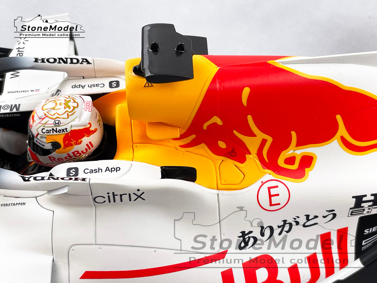 Spark 1:12 F1 Red Bull RB16B #33 Max Verstappen Turkish GP 2021 World Champion
