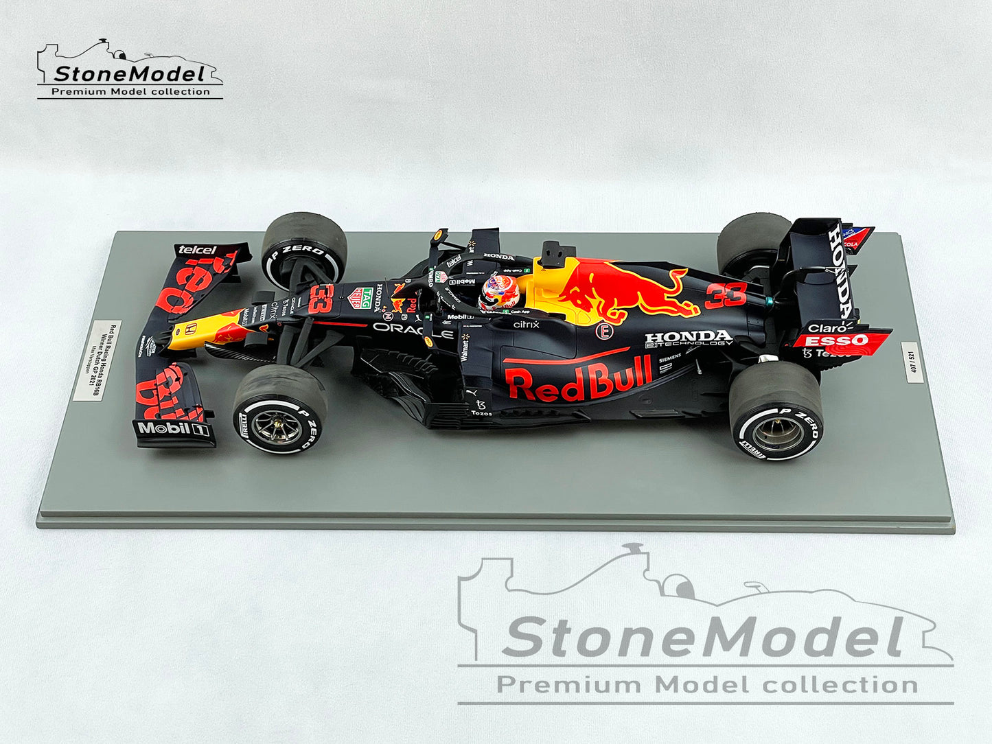 Spark 1:12 F1 Red Bull RB16B #33 Max Verstappen Dutch GP 2021 World Champion