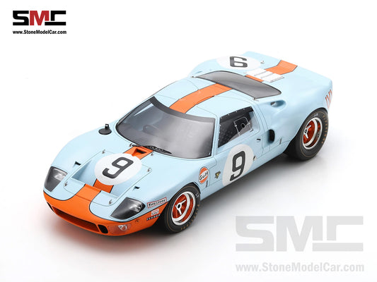 24h Le Mans 1968 Winner JW Automotive Engineering Ford GT 40 #9 P. Rodriguez - L. Bianchi 1:18 Spark 18LM68