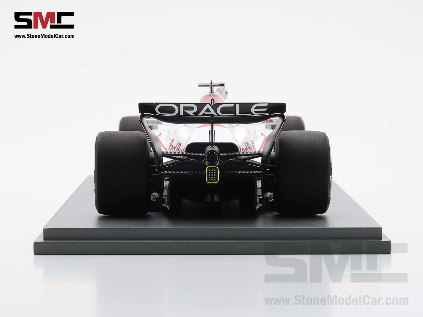 [Pre-Order] Red Bull F1 RB21 #1 Max Verstappen Japanese GP Winner 2025 1:18 Spark 18S1004