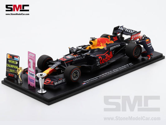[Pre-Order] Red Bull RB16B #33 Max Verstappen Abu Dhabi GP 2021 F1 World Champion 1:18 Spark Figure Edition