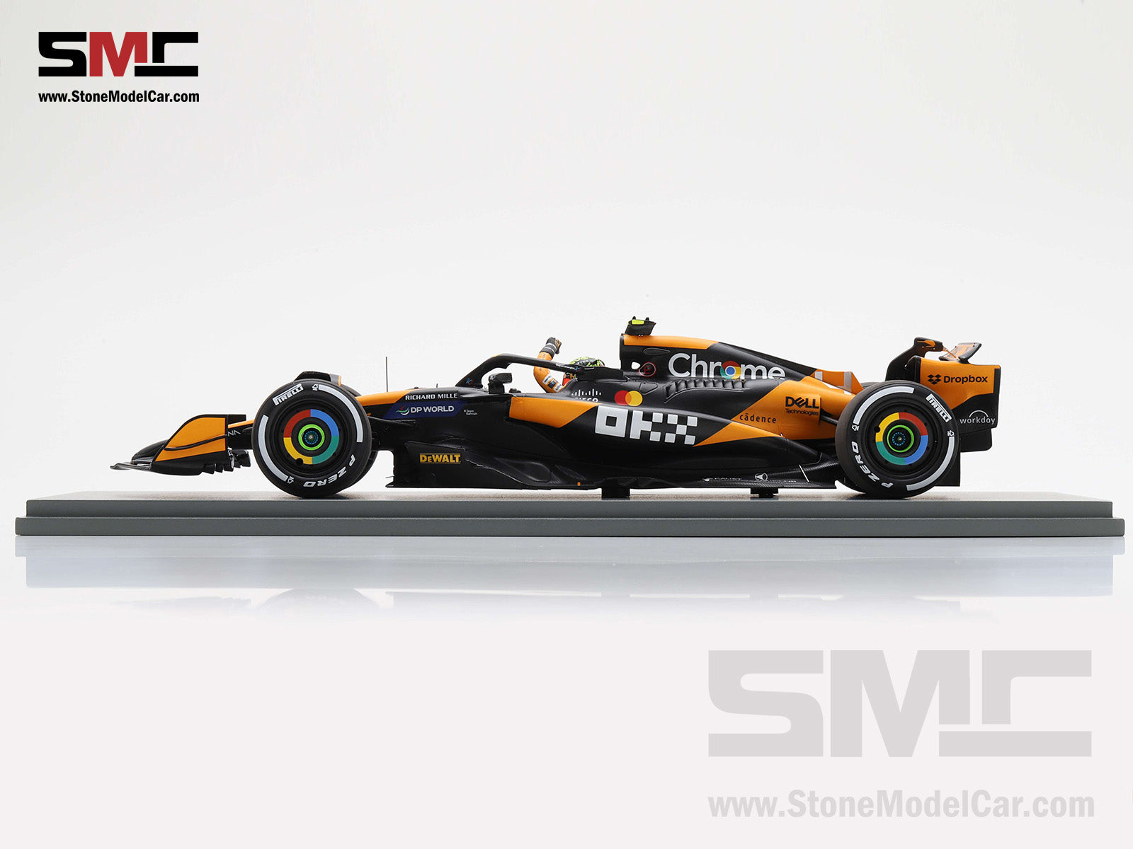 McLaren F1 MCL38 #4 Lando Norris Abu Dhabi GP 2024 Winner 1:18
