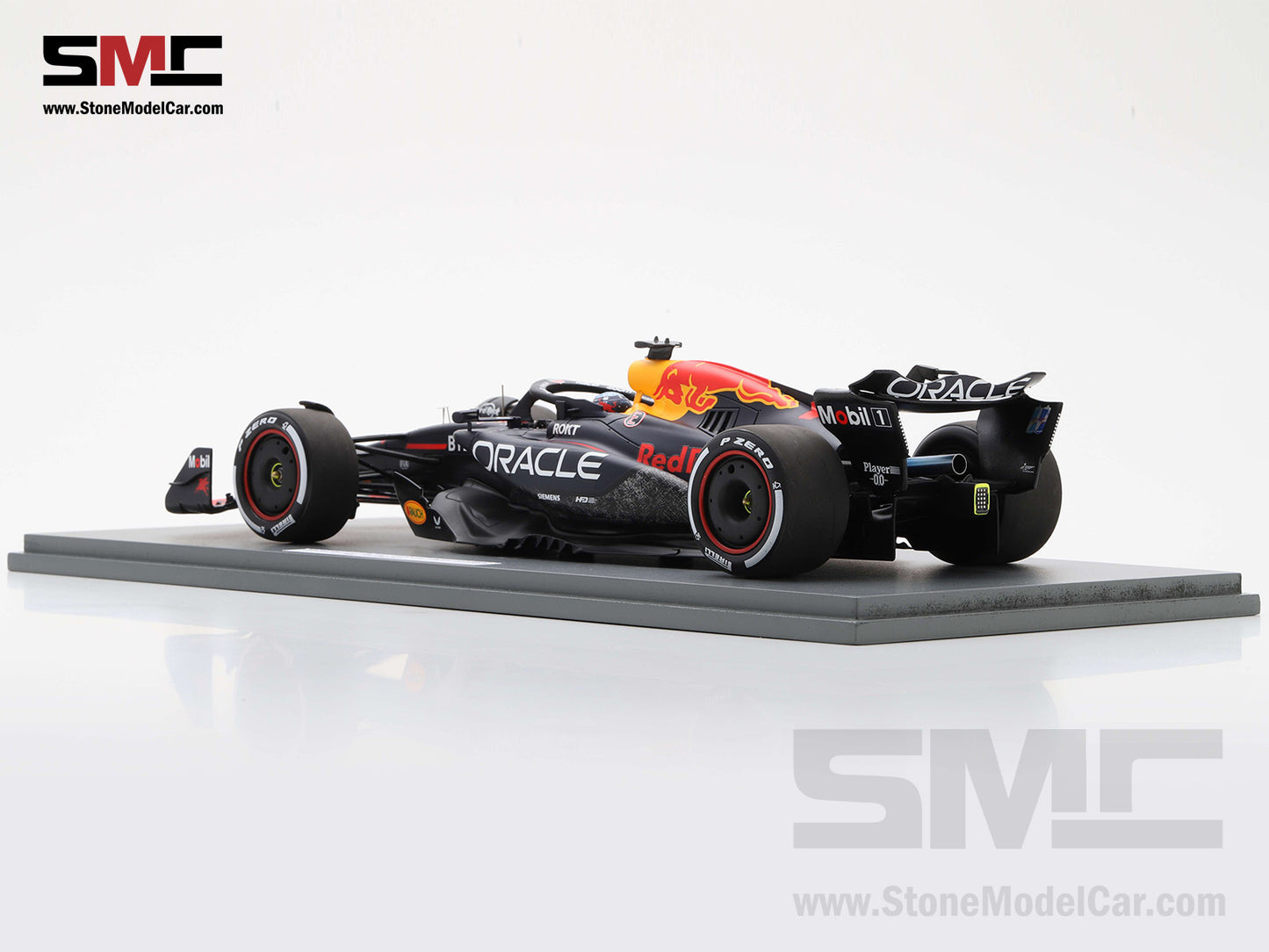 [Pre-Order] Red Bull F1 RB20 #1 Max Verstappen Las Vegas GP 2024 World Champion Spark 1:18 18S666
