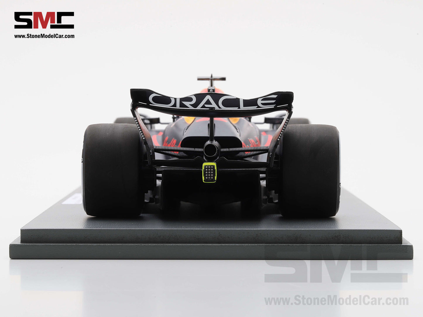 [Pre-Order] Red Bull F1 RB20 #1 Max Verstappen Las Vegas GP 2024 World Champion Spark 1:18 18S666